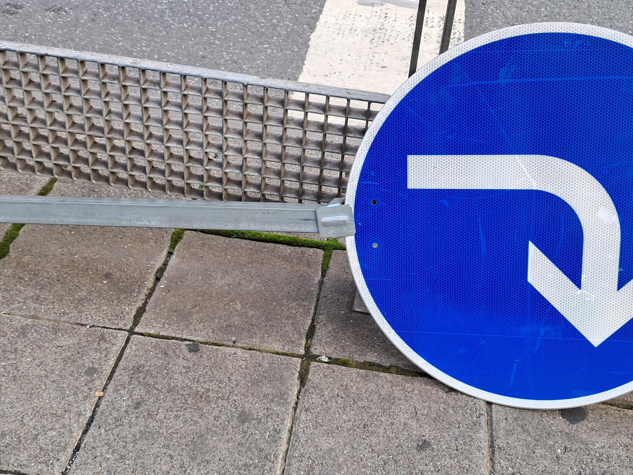 Rechtsrum geht's bergab